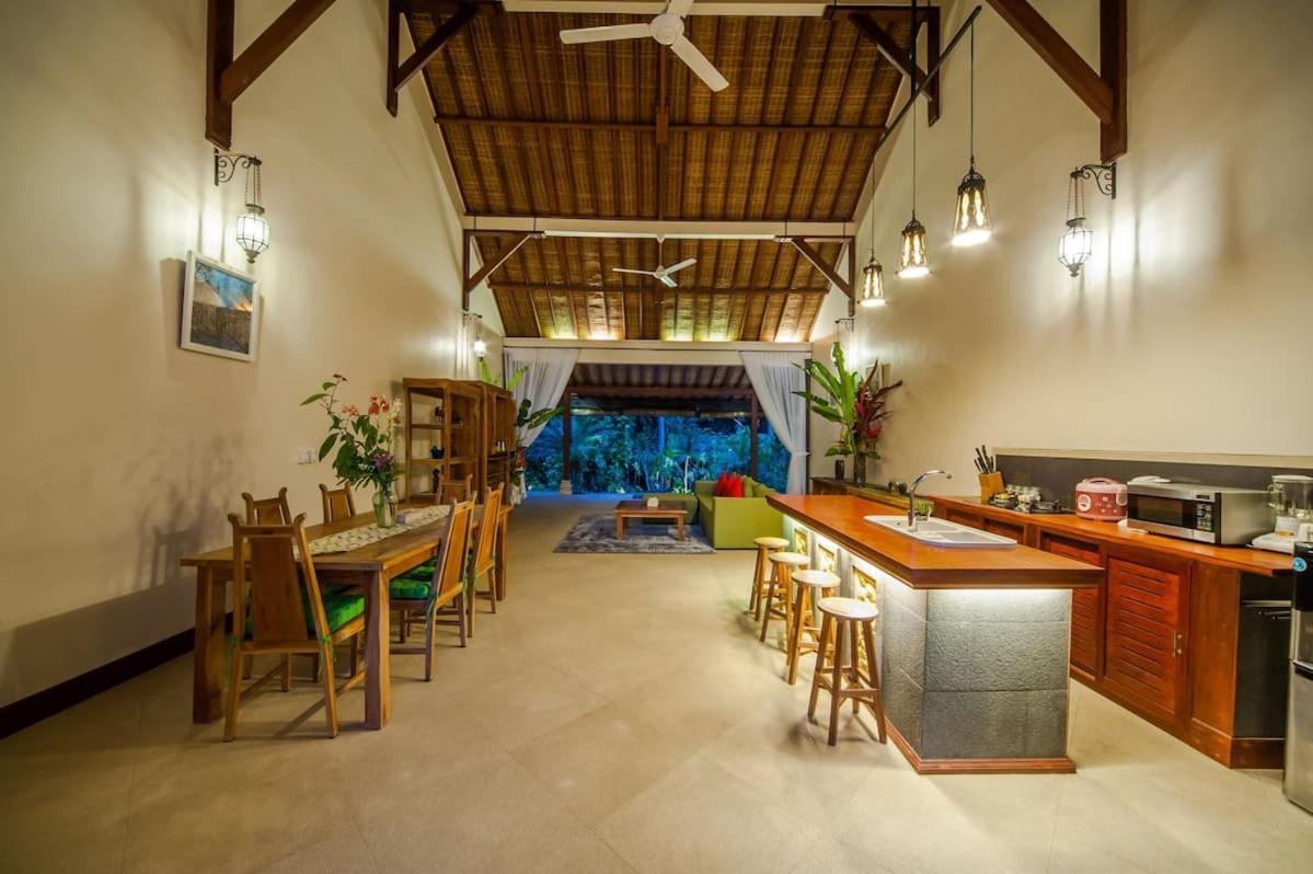 Luxury 3Br Infinity Jungle View Aashaya Villa Ubud Exterior foto